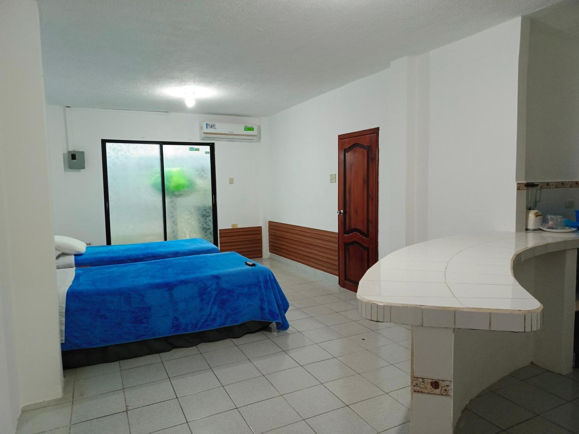 Teresita'S House Suites Con Cocina Privada Puerto Baquerizo Moreno Kültér fotó